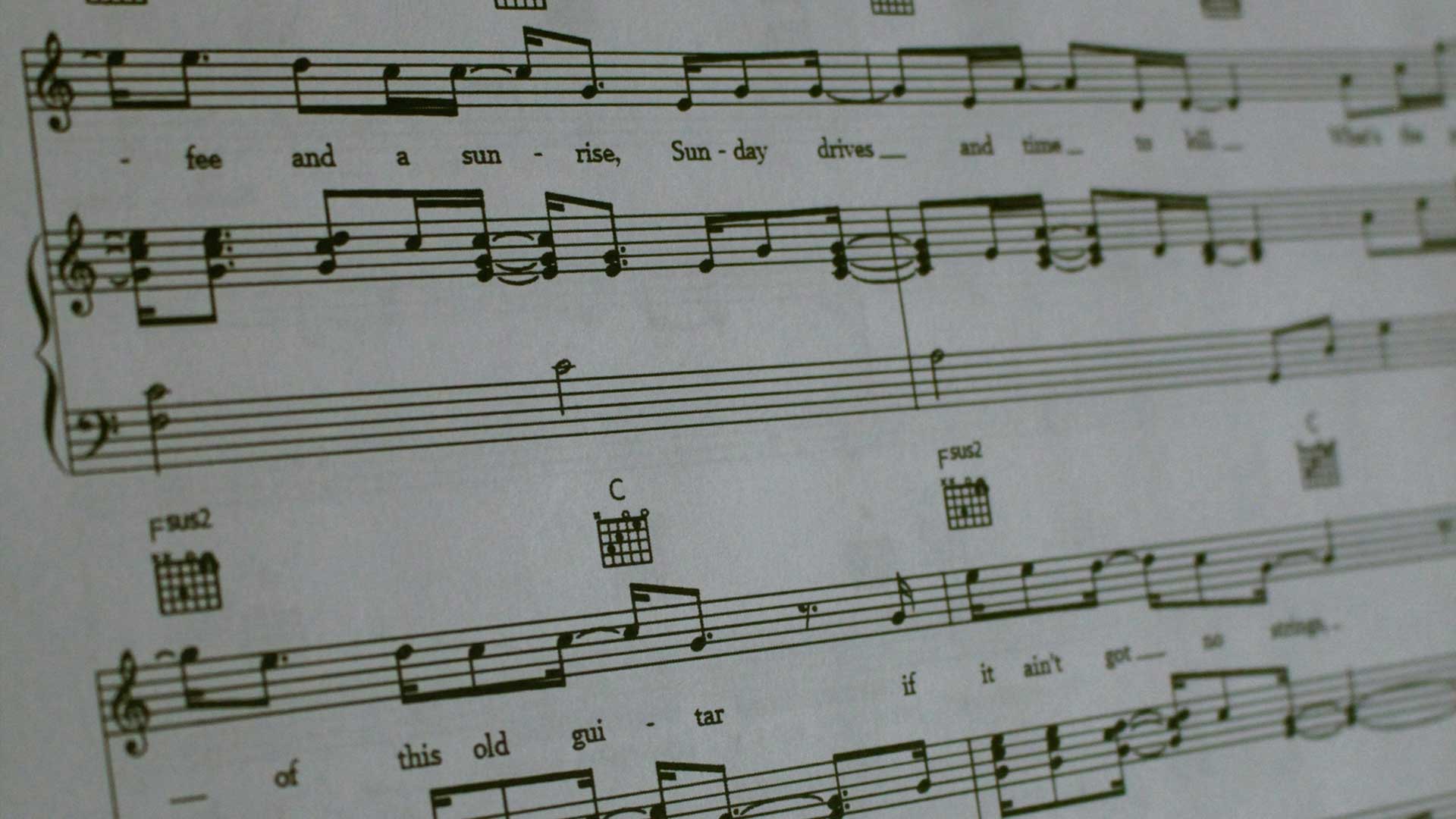 How to Create Your Own Guitar Chord Progressions